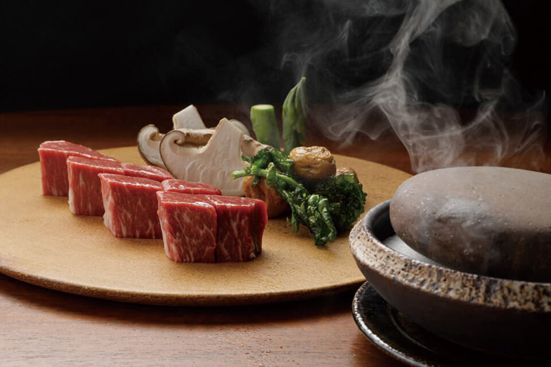 絶品料理の数々（写真提供：公式サイト）