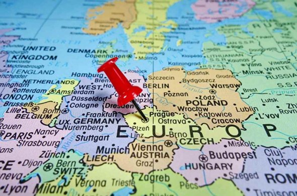 チェコ旅行いつから行ける？最新入国最新方法とツアー情報
