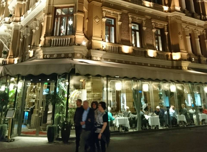 ヘルシンキの「ホテル カンプ」外観