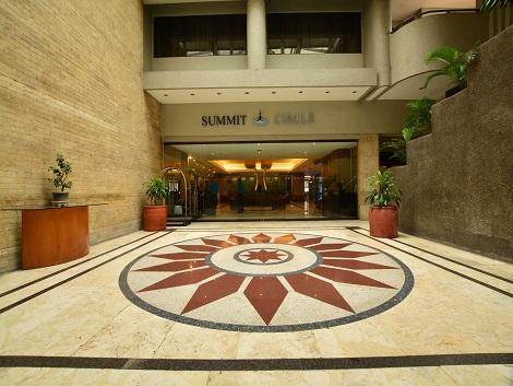 サミット サークル セブ