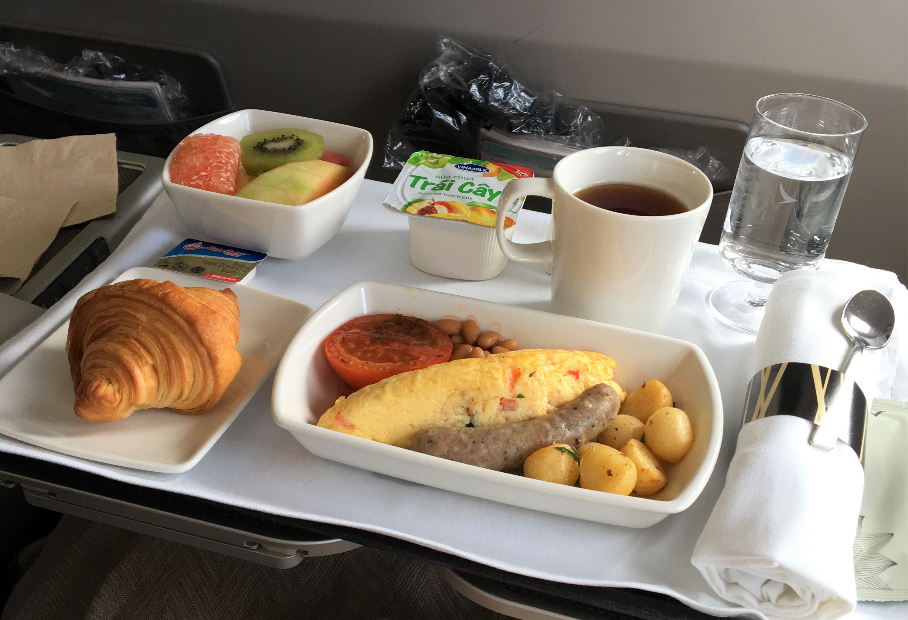 「香港ドラゴン航空」ダナンから香港の機内食
