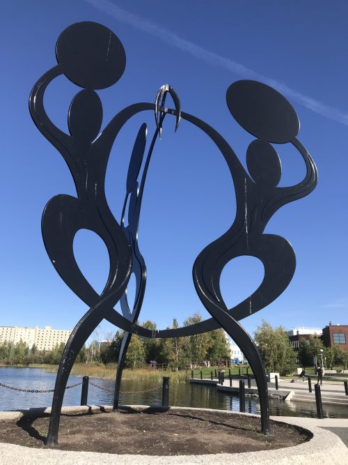 イエローナイフ公園のオブジェ