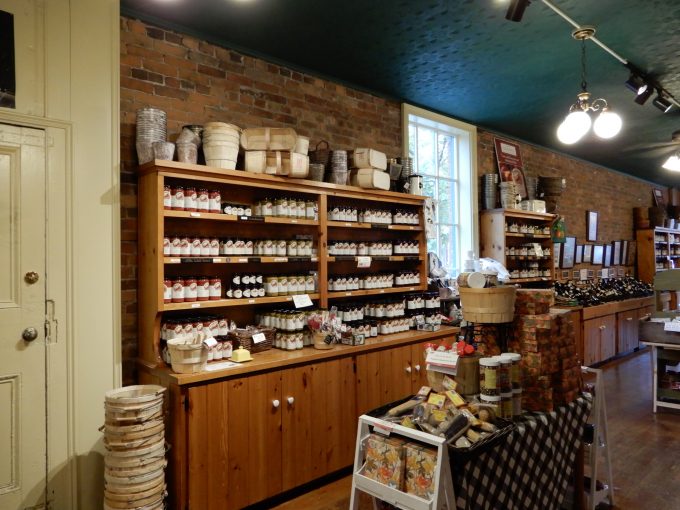 ナイアガラ・オン・ザ・レイク⑥　ジャム屋「GREAVES」　店内