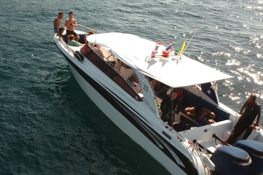 ボートでわいわい