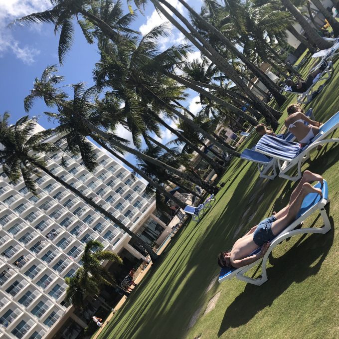 宿泊先は「フィエスタグァム」