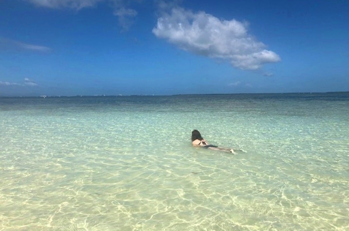 アイランドホッピング