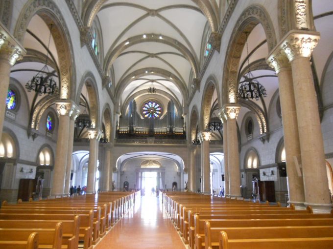 美しいマニラ大聖堂