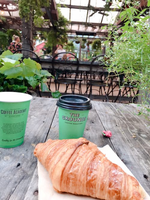 インスタで有名な「The grounds of Alexandria」で朝食