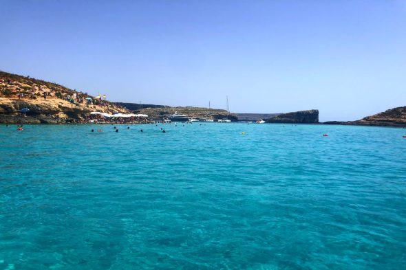 マルタ島・コミノ島の海