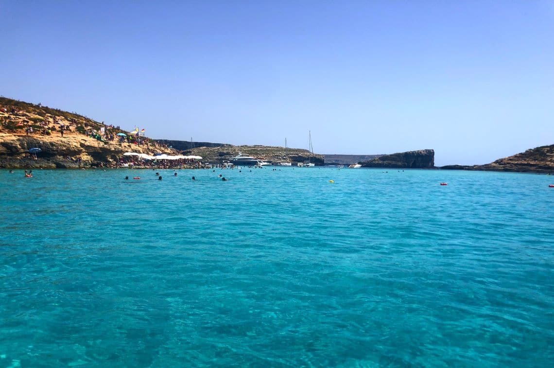 マルタ島・コミノ島の海