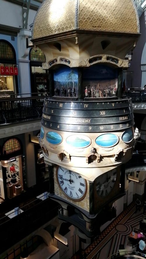 クイーン・ヴィクトリア・ビルディング撮影　 　天井の大時計