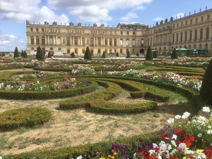 ヴェルサイユ宮殿と庭園