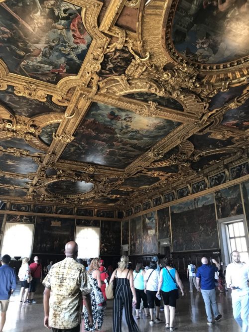 ドゥカーレ宮殿