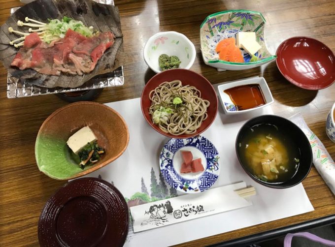 飛騨牛の朴葉焼