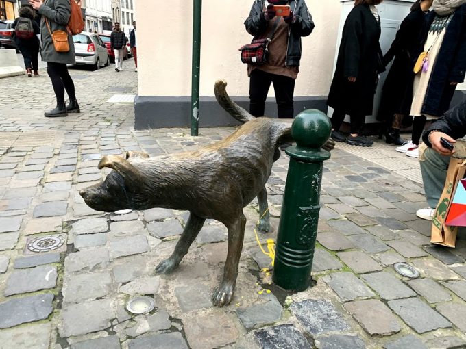 念願の（!?）「小便犬」