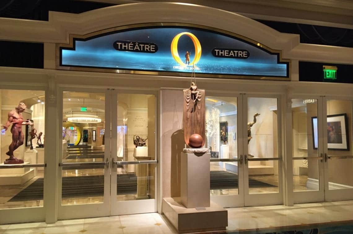 ショー「O」の入り口