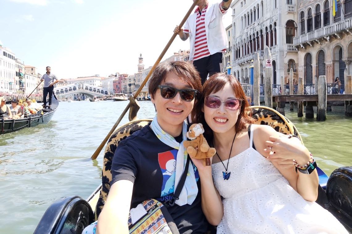 ベネチアで夢のようなゴンドラ体験！