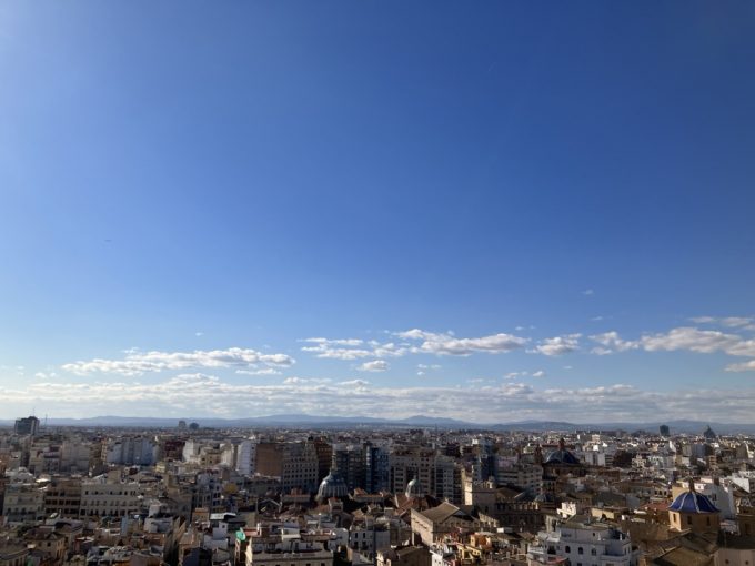 塔の上から美しいバレンシアの街を一望
