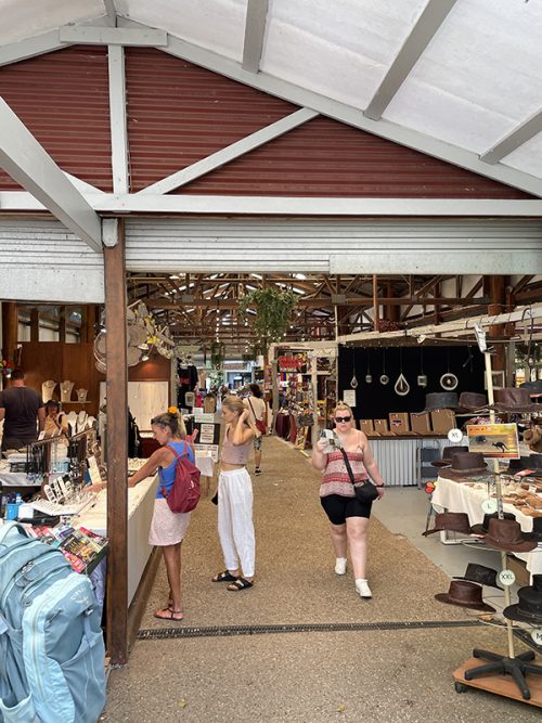 キュランダ村でお買い物！