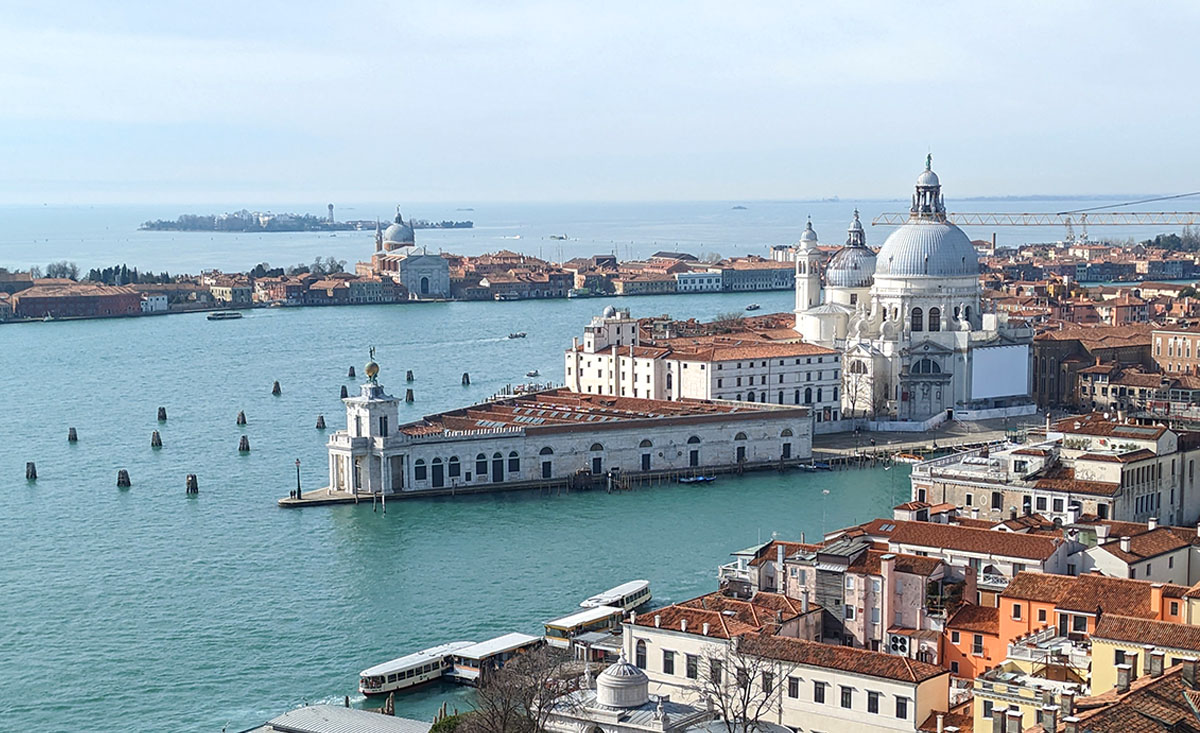 ベネチアの鐘楼からの風景