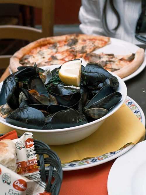 山盛りのムール貝
