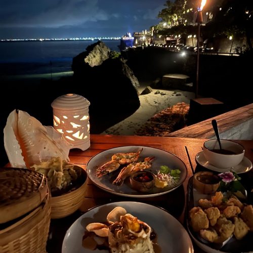 「キシック シーフード バー アンド グリル 」でディナー