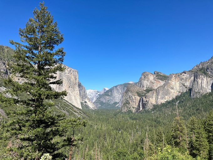 トンネルビューからの風景