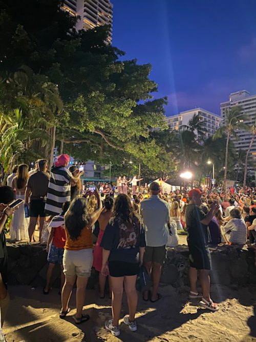 ビーチでのミュージックショー