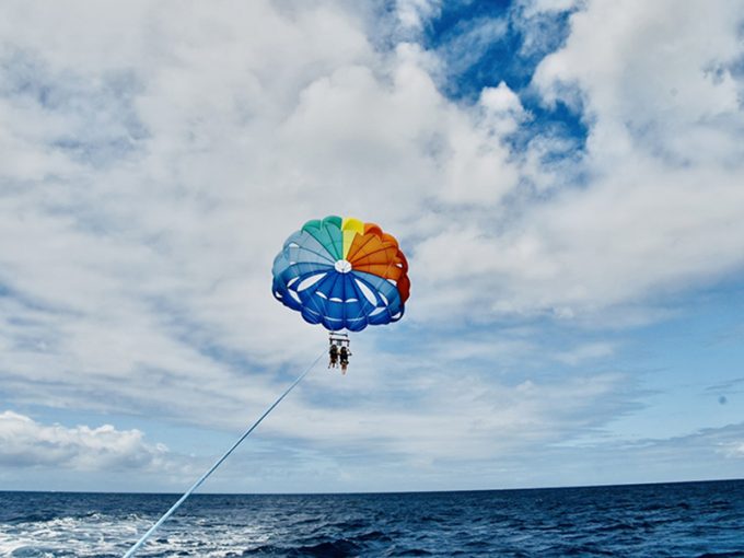 パラセイリング
