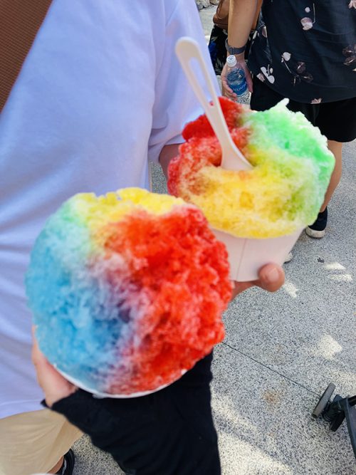 カラフルなシェイブアイス