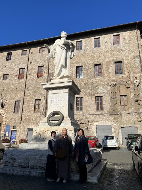 ルネサンス音楽の巨匠パレストリーナの像