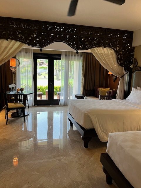 アヤナホテル 室内