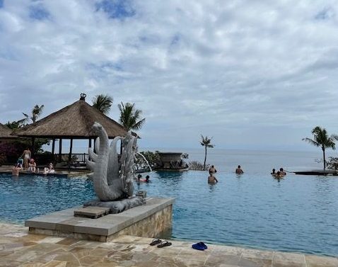 インフィニティプール