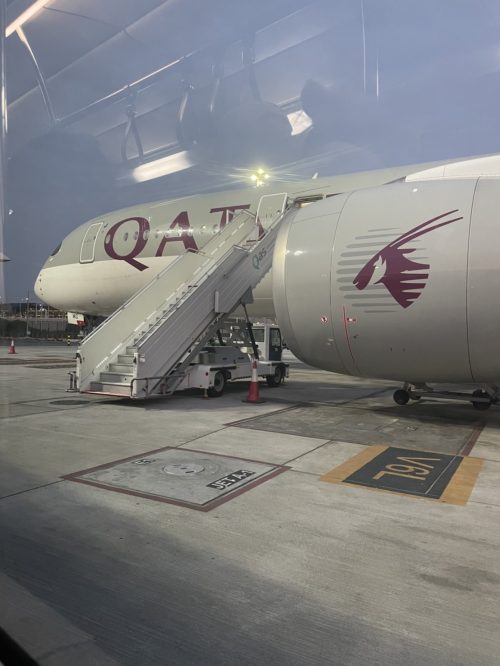 ドーハ空港から日本行きのカタール航空