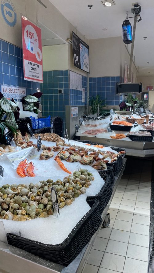 ニースのMONOPRIX スーパー店内