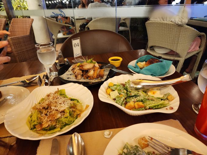 コーラルシーサイドレストラン