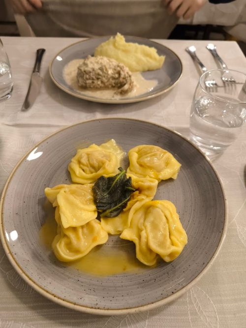 Colline Emilianeのかぼちゃのトルテッリ