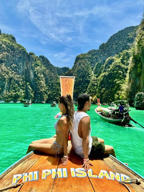 美しいピピレイ島で写真撮影タイム