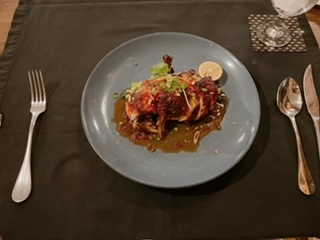 ディナーはホテルでインドネシア料理を堪能しました