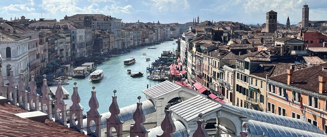 テラスからベネチアを一望