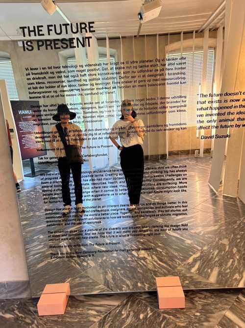 デザイン美術館にて