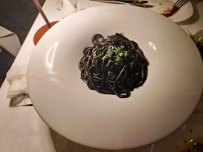 Ristorante Al Teatro Goldoniのイカ墨パスタ