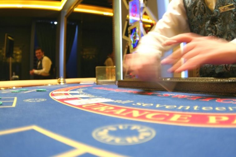 セブ島カジノは初心者でも遊べる？安くて楽しいウォーターフロント セブシティ ホテル＆カジノへ