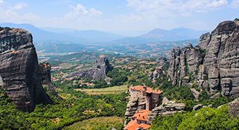 天空の修道院「メテオラ」