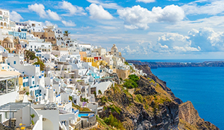 街並が美しい島の中心地 フィラ