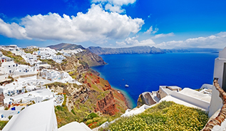 街並が美しい島の中心地 フィラ