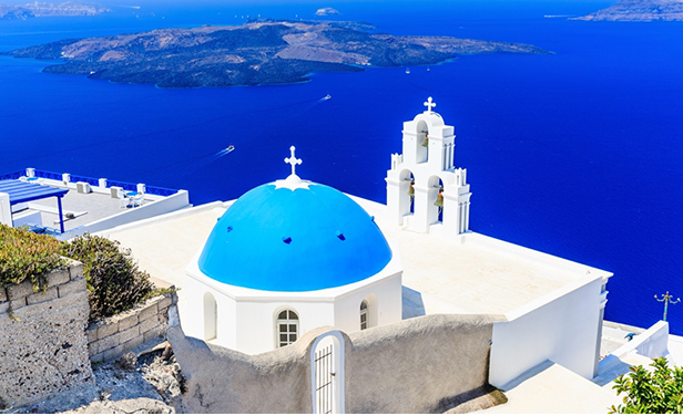 島で一番有名な教会のある フィロステファニ