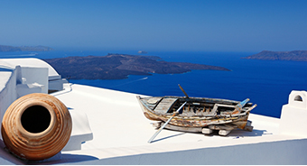 島で一番有名な教会のある フィロステファニ