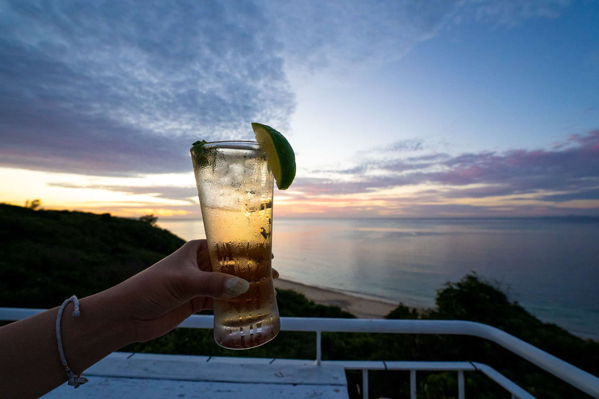 ウッドペッカー今帰仁の屋上で乾杯