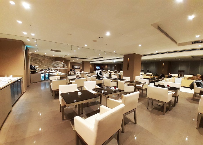 エミレーツラウンジ成田空港